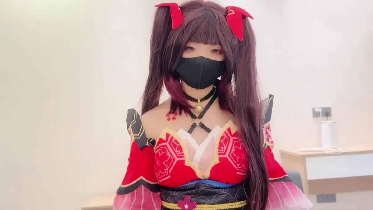 《小欣奈》超清cosplay视频在线播放-小欣奈化身原神神里绫华1080P高清画质-全网最火cosplay资源看完整版