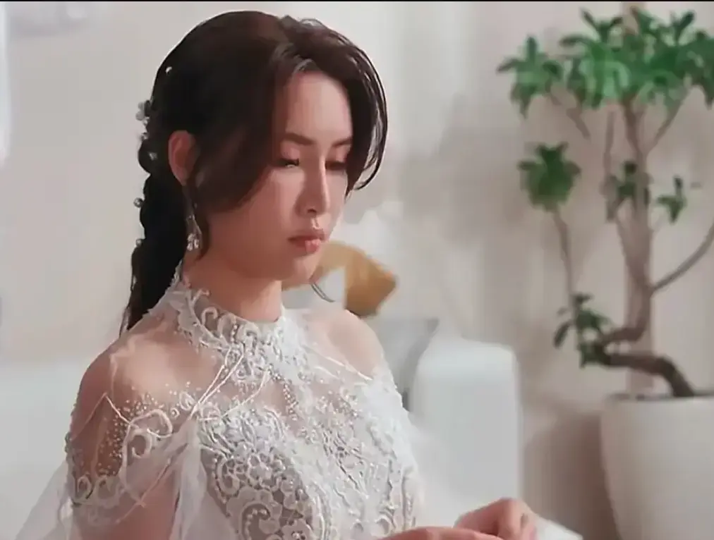 《苏畅-小凤新婚》完整未删减版-艾熙倾情演绎怀旧台味风情-4K高清无删减免费下载-苏畅-小凤新婚在线观看