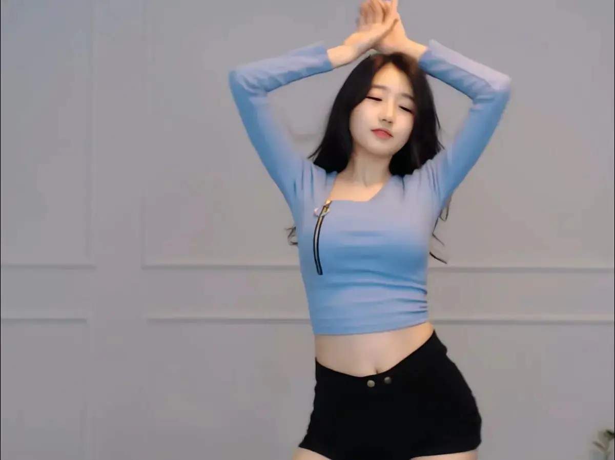 onlyfans每日大赛徐雅终极剪辑_抖音爆款8月加长版_高能瞬间免费在线观看_动漫无删减