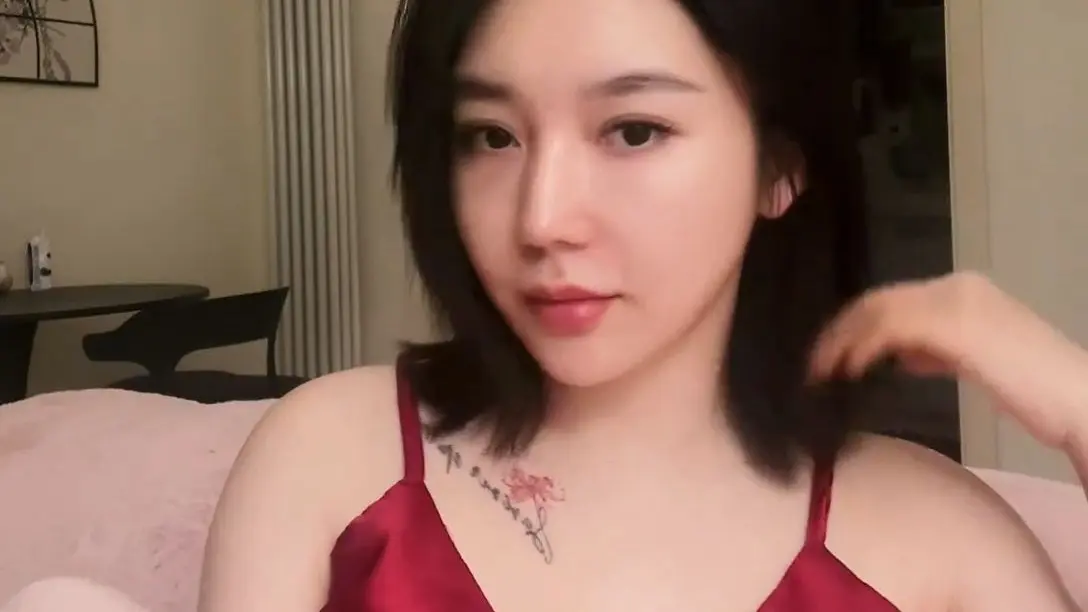 教母eliy最新短剧《eliy3人行资源》4K超清完整版在线免费观看-全集无删减-热门短剧B站资源