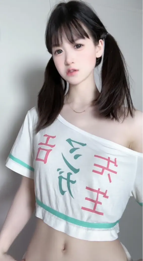 《萌小栖》萌系写真视频礼包照片合集-4K超清未删减-会员私享百度网盘资源-持续更新内嵌字幕夸克网盘下载