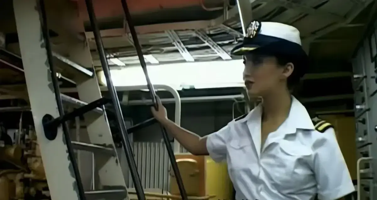 《军舰上的女兵》高清免费观看-《军舰上的女兵》无删减完整版-1080P高清画质在线播放