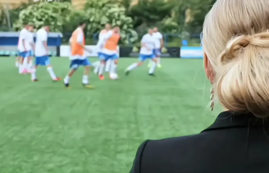 《footballersmoms》无删减版免费观看-法国电影《足球队的女老板们》高清在线-完整版HD中字资源