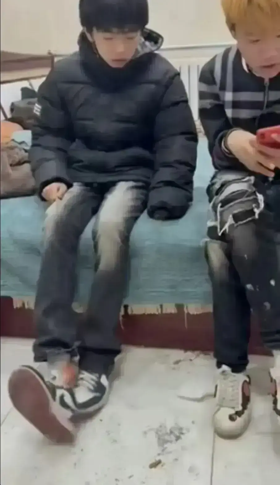《轻奢小子和美式 boy》未删减版全集高清免费在线观看-轻奢小子和美式 boy黑料原视频1080P超清播放-无广告快速观看入口